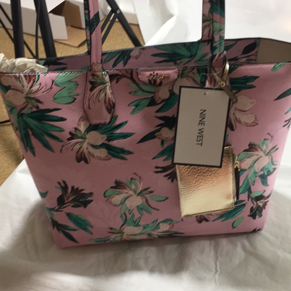 nine west pink tote bag